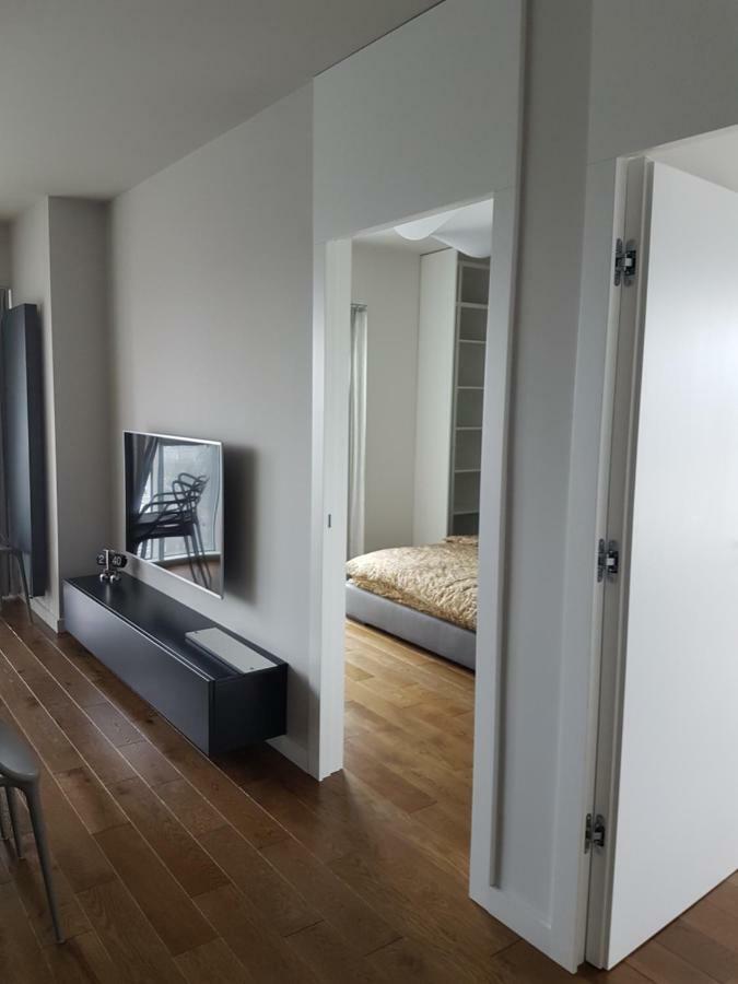 פוזנן Apartament Towarowa 37 מראה חיצוני תמונה
